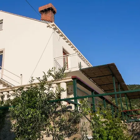 Bodul Vacation - Two Bedroom With Terrace And Sea View *