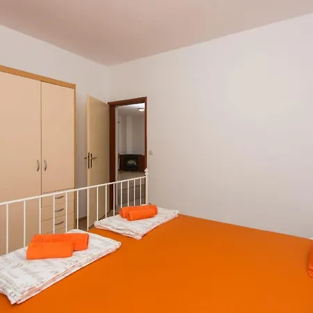 Bodul Vacation - Two Bedroom With Terrace And Sea View