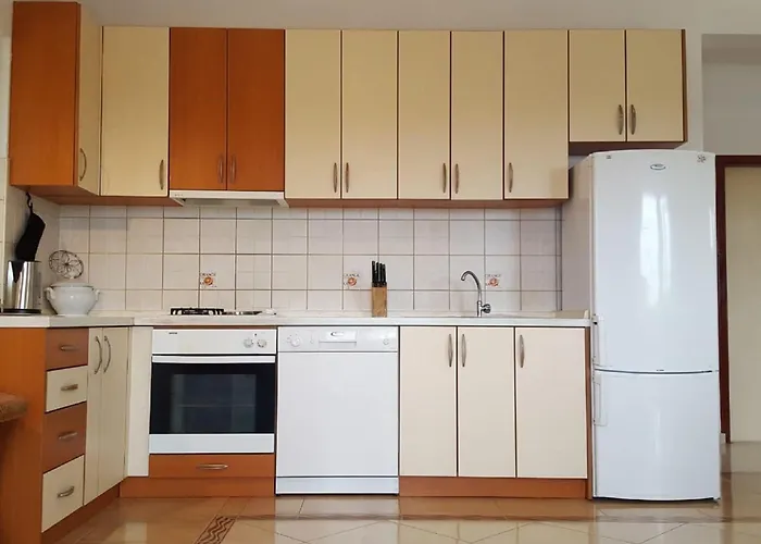 Bodul Vacation - Two Bedroom With Terrace And Sea View شقة *