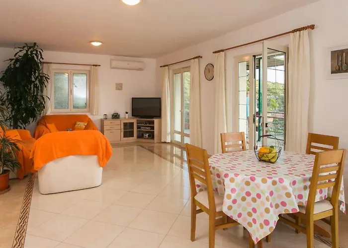 شقة Bodul Vacation - Two Bedroom With Terrace And Sea View زاتون