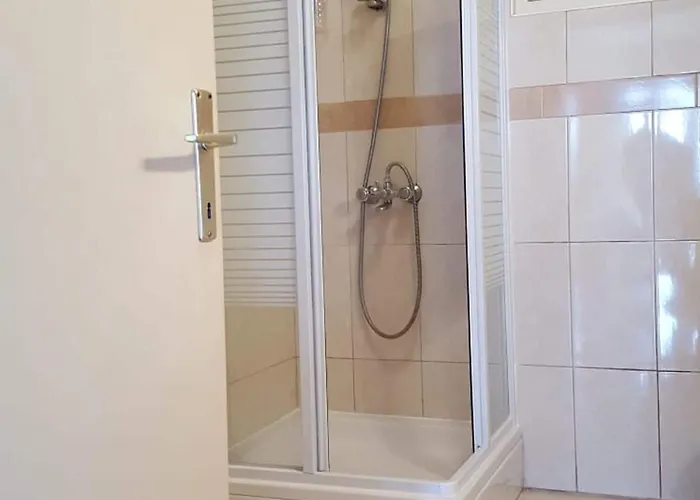 Bodul Vacation - Two Bedroom With Terrace And Sea View شقة زاتون