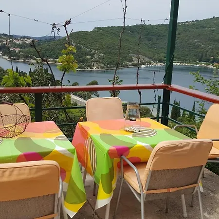 Bodul Vacation - Two Bedroom With Terrace And Sea View *