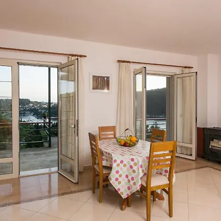 아파트 Bodul Vacation - Two Bedroom With Terrace And Sea View *